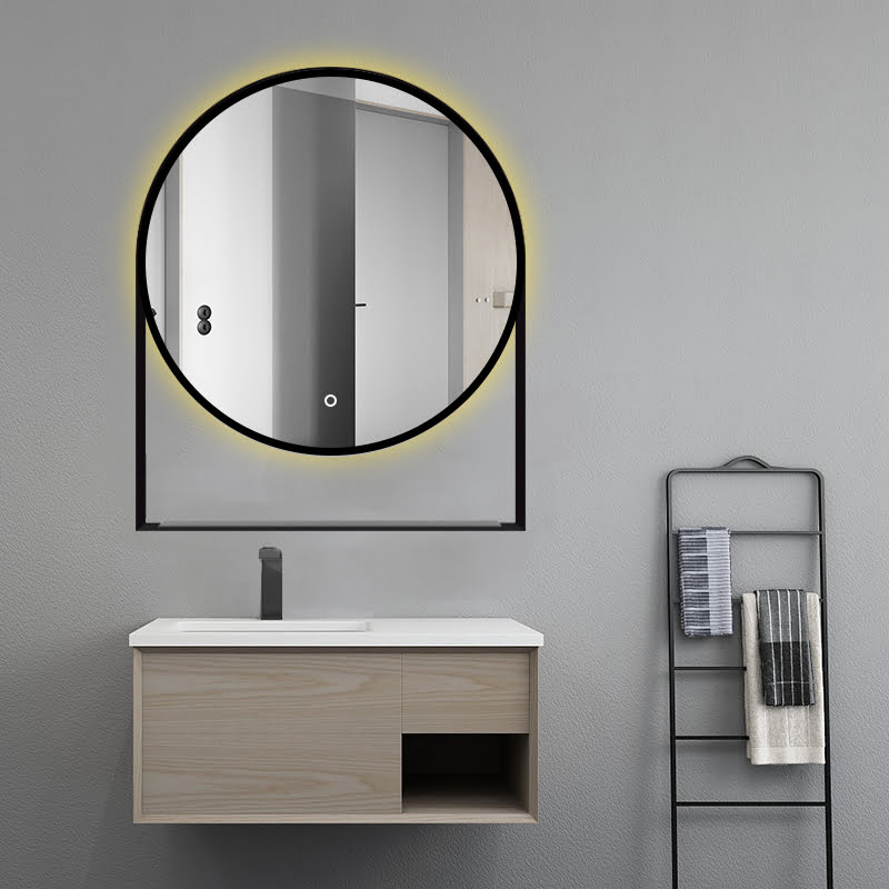 春田-3 bathroom mirror